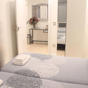 Habitación con 2 Camas Individuales